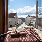 Dream Stay - Main Square Apartment With Picturesque View