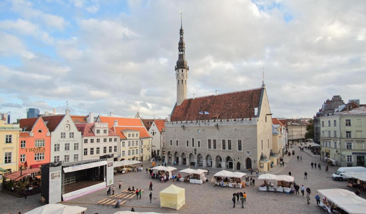Dream - Main Square With Picturesque View *